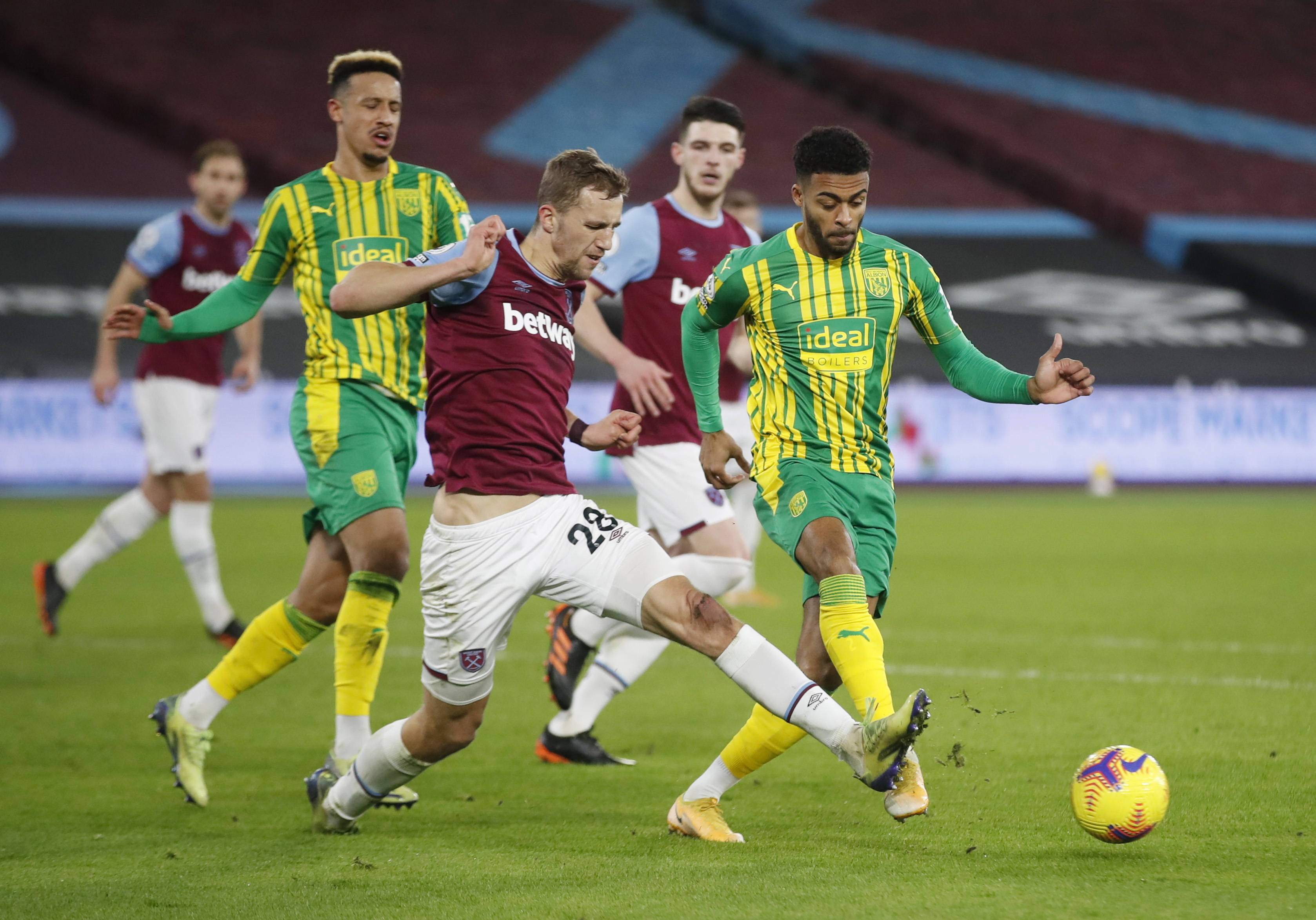 场动荡所带 场动荡所带