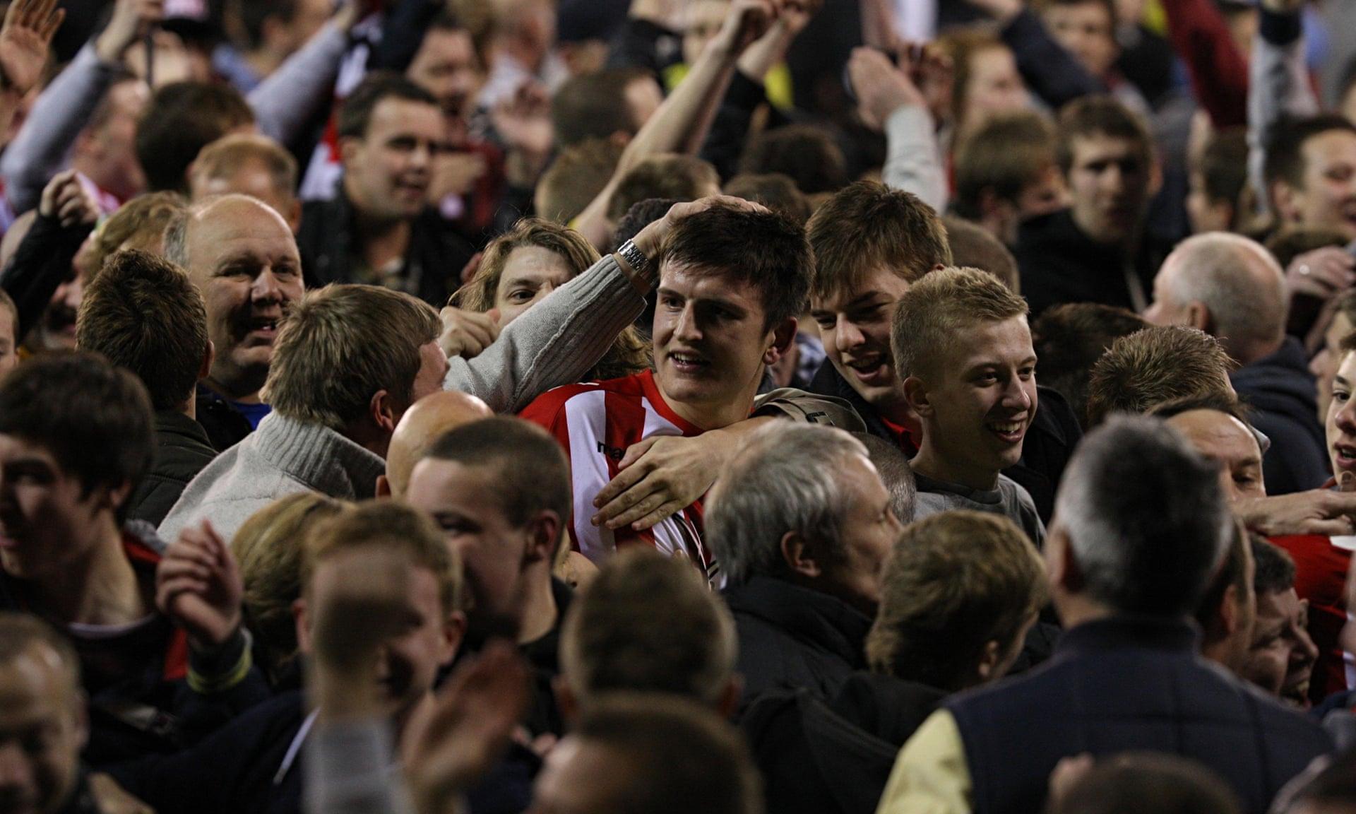 與其競爭或 與其競爭或